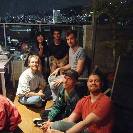 Hostel Metro Floresta Alojamiento メデジン エクステリア 写真