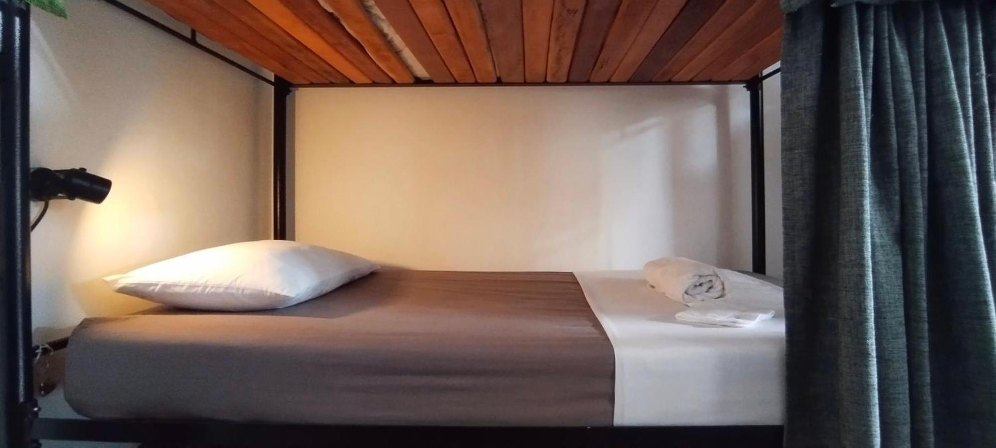 Hostel Metro Floresta Alojamiento メデジン エクステリア 写真